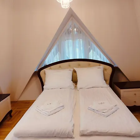 Appartement Dwupoziomowy Victoria Cechini