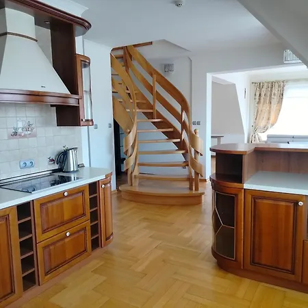 Apartment Dwupoziomowy Victoria Cechini